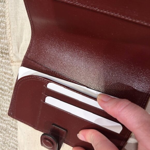 Gucci Passport Holder - Picture 6 of 7